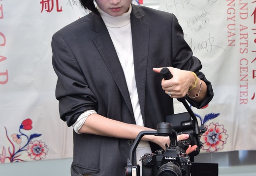 b99af33e1d58e7a580585472c29a71e